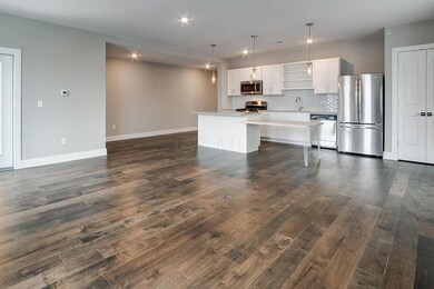 1018 & 1022 - Living, Kitchen