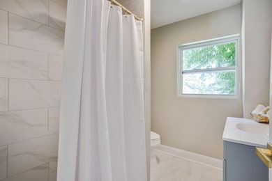 9-web-or-mls-130-columbian-ave