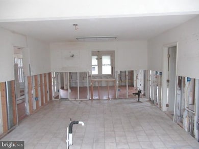 124 Warwick Rd S, Lawnside, NJ 08045 - photo 5