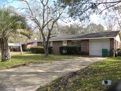 7604 Oakland Dr, Biloxi, MS 39532 - photo 2