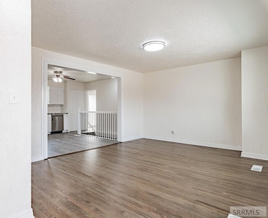 2710 E 17th St, Ammon, ID 83406 - photo 4