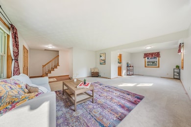 35 Greves Ct, Appleton, WI 54914 - photo 2