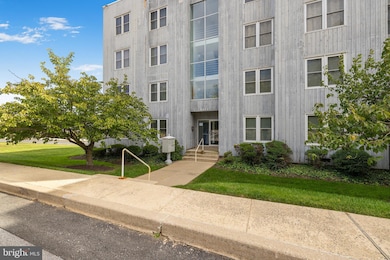 5213 Le Parc Dr unit 4, Wilmington, DE 19809 - photo 7