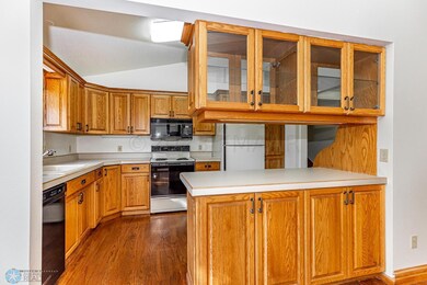 2811 2nd St N, Fargo, ND 58102 - photo 7