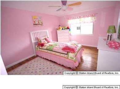 15 Peachtree Ln, Staten Island, NY 10309 - photo 7