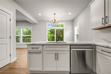 300 N Bissell Rd, Aurora, OH 44202 - photo 3