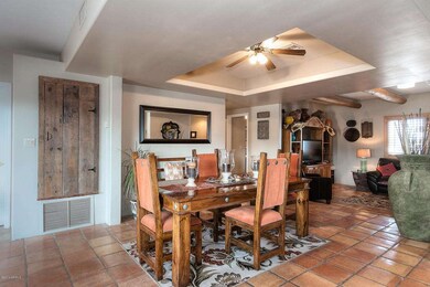 812 Dining Room B