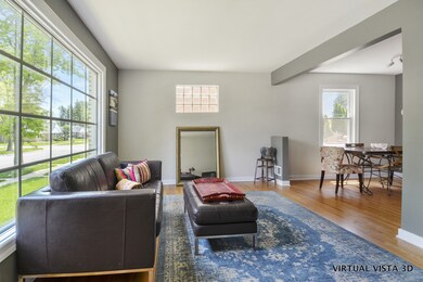 814 Suffolk Ave, Westchester, IL 60154 - photo 4