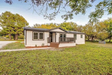 907 Quail Run, Cleburne, TX 76031 - photo 2