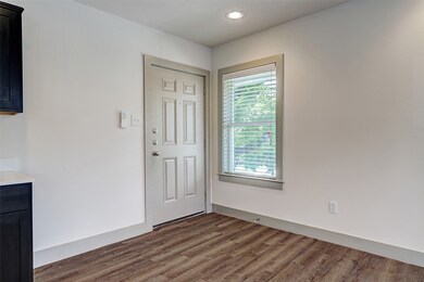 1011 Enid St unit 4, Houston, TX 77009 - photo 5