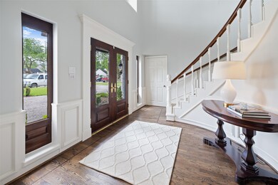 313 Gentilly Place, Houston, TX 77024 - photo 3