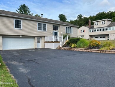 22 Scalise Dr, Pittsfield, MA 01201 - photo 2