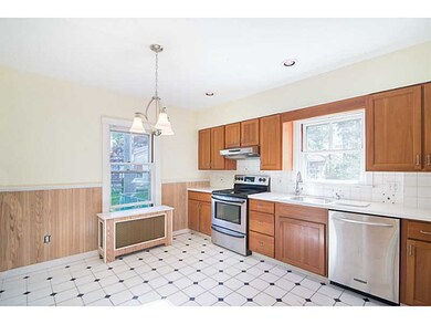 20 Myrtle Ave, Riverside, RI 02915 - photo 4