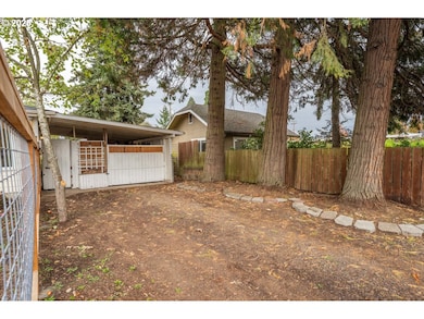 436 W M St, Springfield, OR 97477 - photo 4