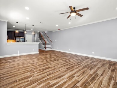 7712 Beckley St, Houston, TX 77088 - photo 4