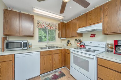 4950AmberwoodLane017
