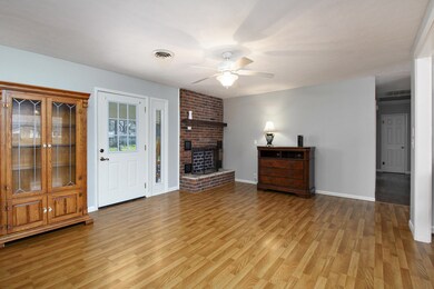 306 N Fairway Ave, Nixa, MO 65714 - photo 5