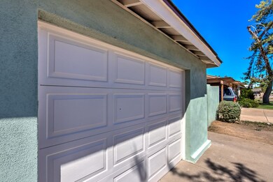 2602 W Fremont Dr-6