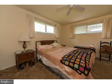 721 Fairmont Rd, Riegelsville, PA 18077 - photo 6