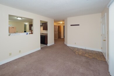 3327 Alpine St-105