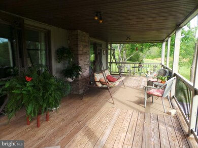 289 Packing House Rd, Berkeley Springs, WV 25411 - photo 2
