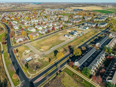 5233 Sassafras Dr, Fitchburg, WI 53711 - photo 3