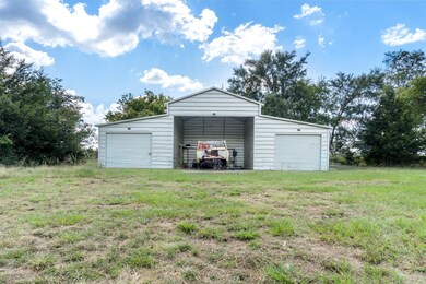 12295 S Bee Emet Rd, Milburn, OK 73450 - photo 6