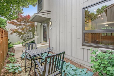 Front Outdoor Sitting Area