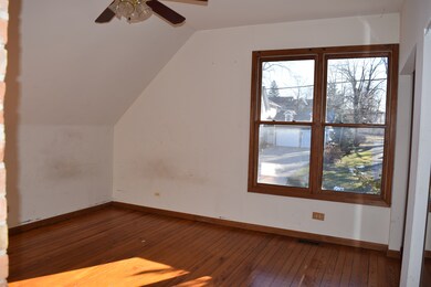 102 N Hubbard St, Algonquin, IL 60102 - photo 3