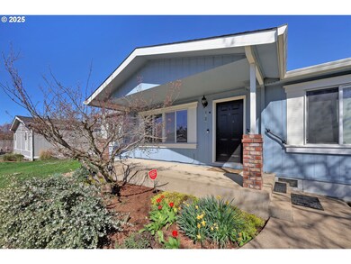 1323 Bramblewood Ln, Eugene, OR 97404 - photo 3