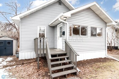1017 14th St S, Fargo, ND 58103 - photo 2