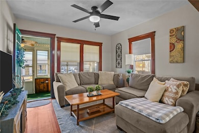 444 Niantic Ave, Cranston, RI 02910 - photo 5