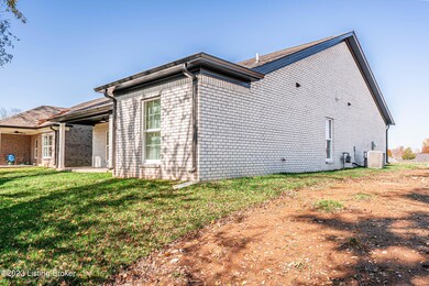 8233 Cedar Crest Ln-12