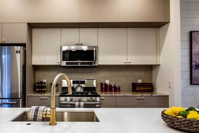 4606 Fisk St unit B, Houston, TX 77009 - photo 6