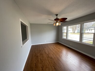 112 Hight St, Shelbyville, TN 37160 - photo 6