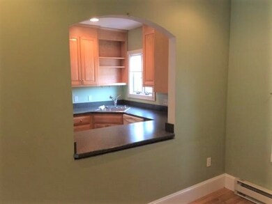 338 W Central St unit 338, Franklin, MA 02038 - photo 4