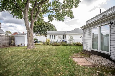 56 Martin St, Pawtucket, RI 02861 - photo 5