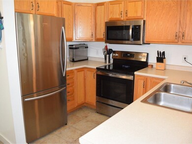 370 Farrell St unit 419, South Burlington, VT 05403 - photo 2