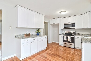 17 Pleasant St, Upton, MA 01568 - photo 4