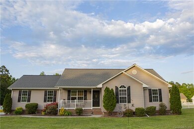 1795 Riverstone Dr, Lincolnton, NC 28092 - photo 2