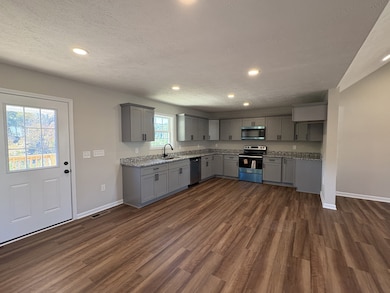 220 Poling Dr, Pulaski, TN 38478 - photo 6