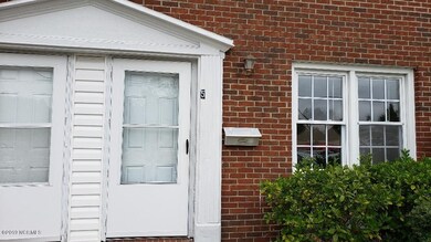 327 Richlands Ave unit 5, Jacksonville, NC 28540 - photo 2