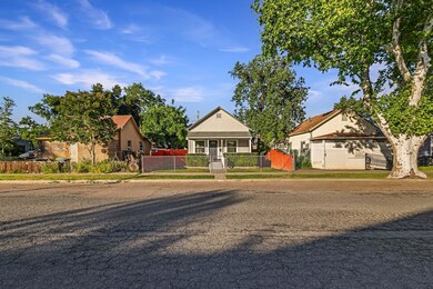 1048 Franklin St - 002 Photos
