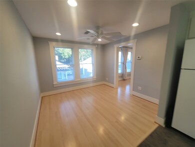 720 W Temple St unit 2, Houston, TX 77009 - photo 7