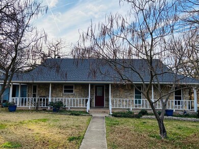 410 W Acres Rd, Whitesboro, TX 76273 - photo 2