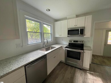 131 Branch St, Inman, SC 29349 - photo 3