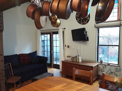 164 Pearl St, Cambridge, MA 02139 - photo 3