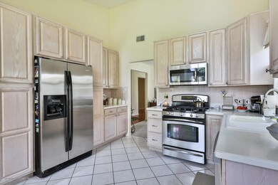 306 Devon St Manchester-large-007-5-1F8A
