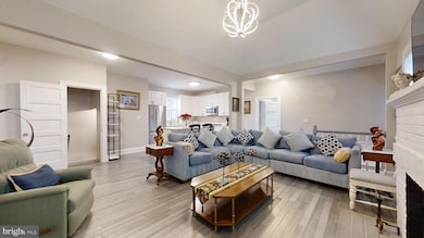 9207 Colesville Rd, Silver Spring, MD 20910 - photo 6