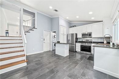 18631 Collins St unit 10, Tarzana, CA 91356 - photo 3